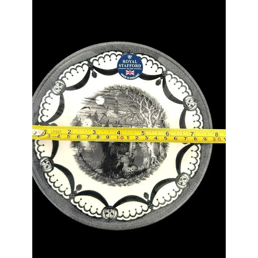 4 Royal Stafford Spookeyville Witches Coven Black Cat 8.5” Salad Plates NWT